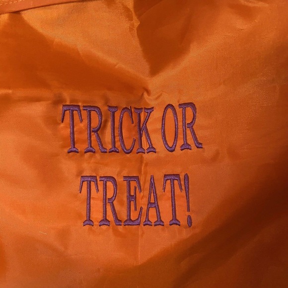 Thirty-one Orange Halloween Cinch sack Embroidered Trick Or Treat Zip Pocket - Picture 3 of 4